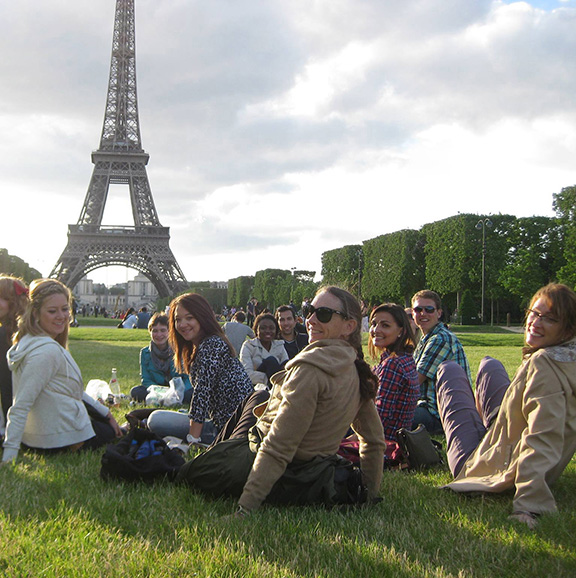 French students at Eiffel Tower